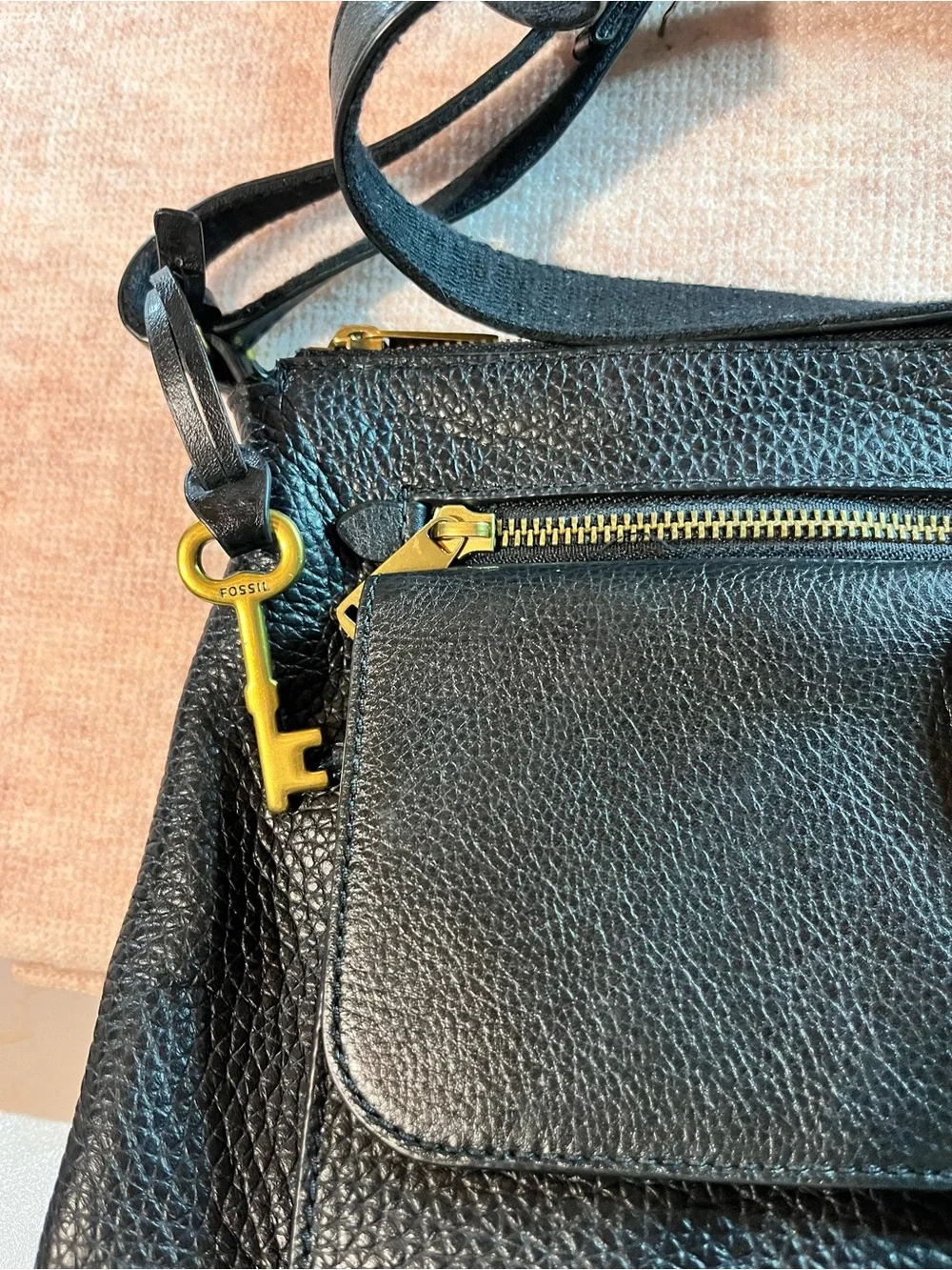 Fossil Black Pebbled Leather Crossbody Bag with Gold Hardware